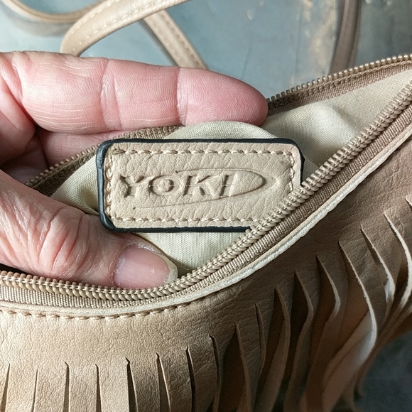 Yoki fringe bag - Picture 3 of 4